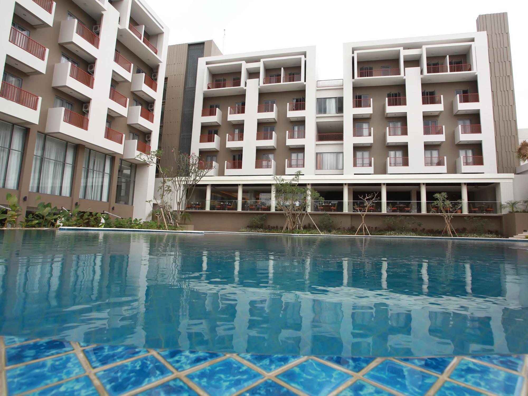 Soll Marina Hotel & Conference Center Bangka Pangkal Pinang Εξωτερικό φωτογραφία